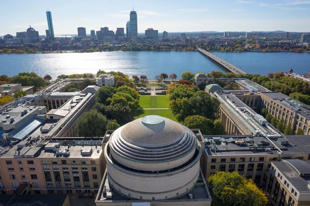 2022QS毕业生就业竞争力最强排名榜，MIT就业最强！