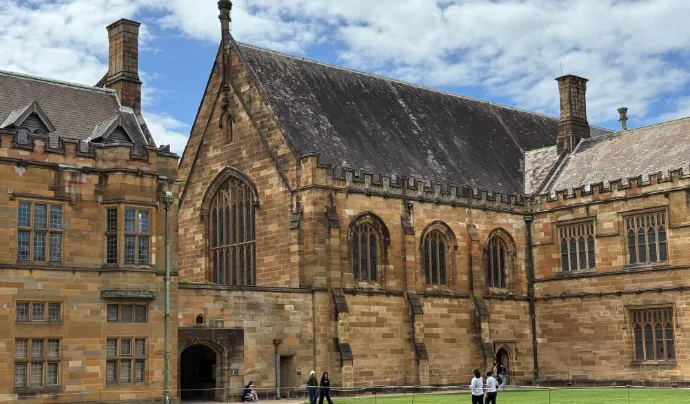 美国本科毕业能否直接读博士？深度剖析与申请指南