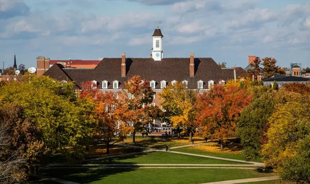 ����ŵ����ѧ���ķ�Уרҵ����Ҫ��