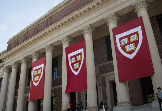 哈佛大学各专业平均起薪多少钱？