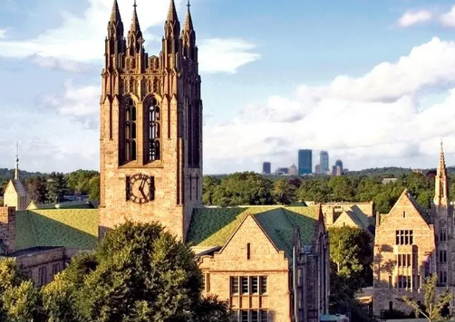 波士顿大学和波士顿学院的区别，谁更牛一些？