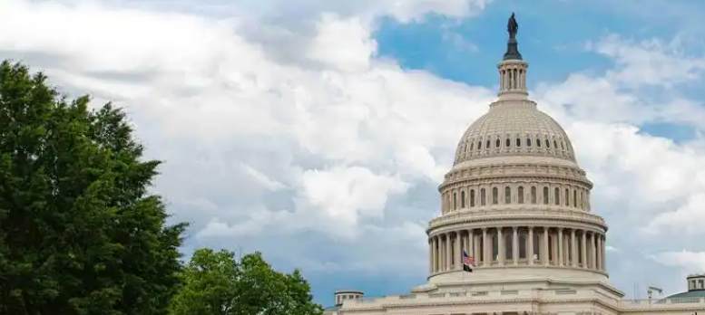 2026美国大学申请时间表：不看血亏！