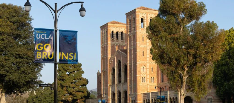 美国大学是否会追踪申请者的“社交媒体足迹”？